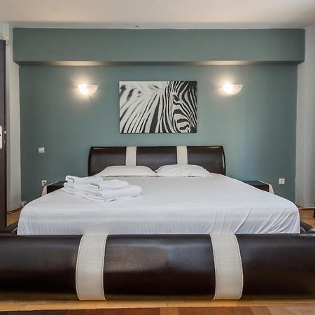 Unirii Square Old Town Apartments Bucureşti Ngoại thất bức ảnh