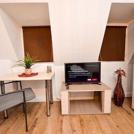 Unirii Square Old Town Apartments Bucureşti Ngoại thất bức ảnh