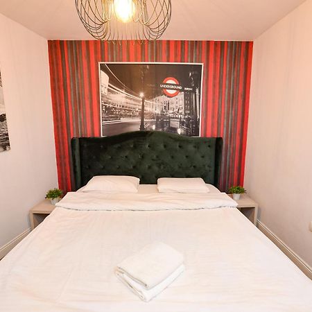 Unirii Square Old Town Apartments Bucureşti Ngoại thất bức ảnh