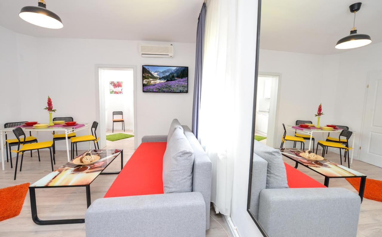Unirii Square Old Town Apartments Bucureşti Ngoại thất bức ảnh