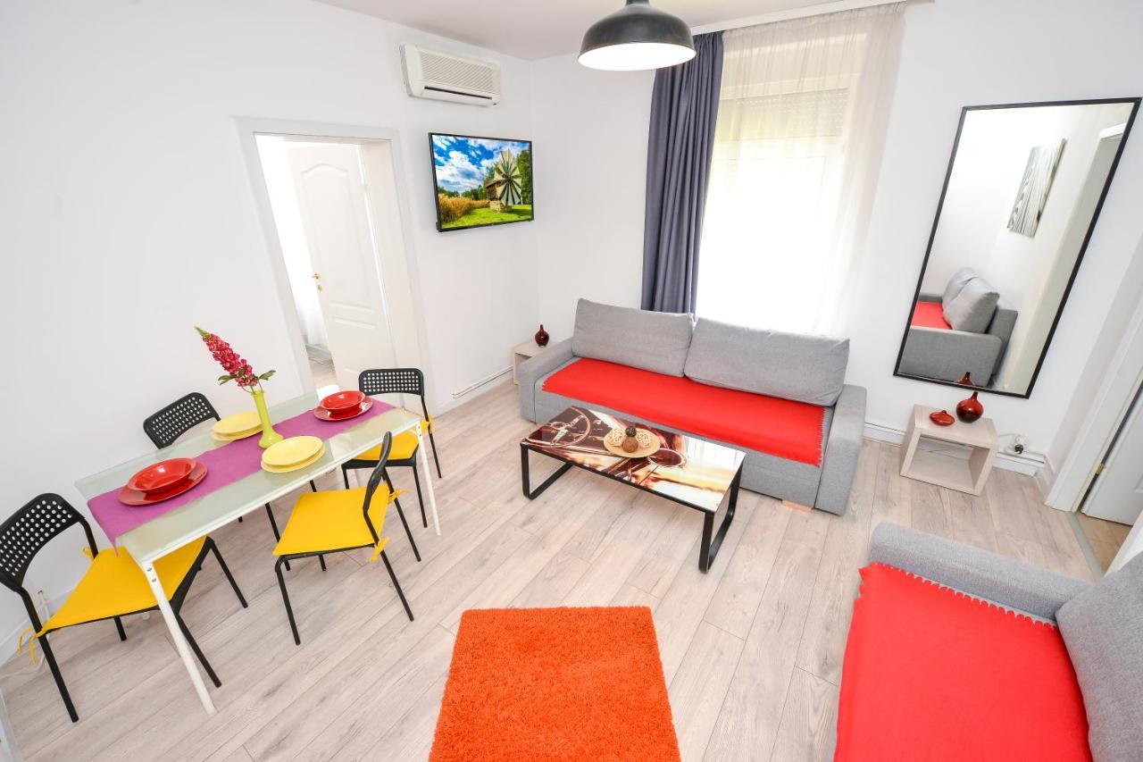 Unirii Square Old Town Apartments Bucureşti Ngoại thất bức ảnh