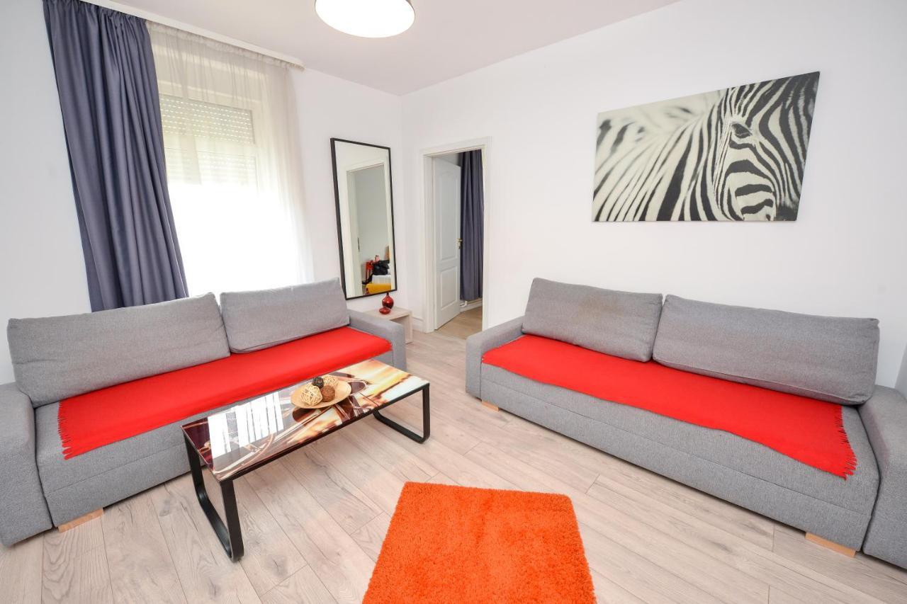 Unirii Square Old Town Apartments Bucureşti Ngoại thất bức ảnh