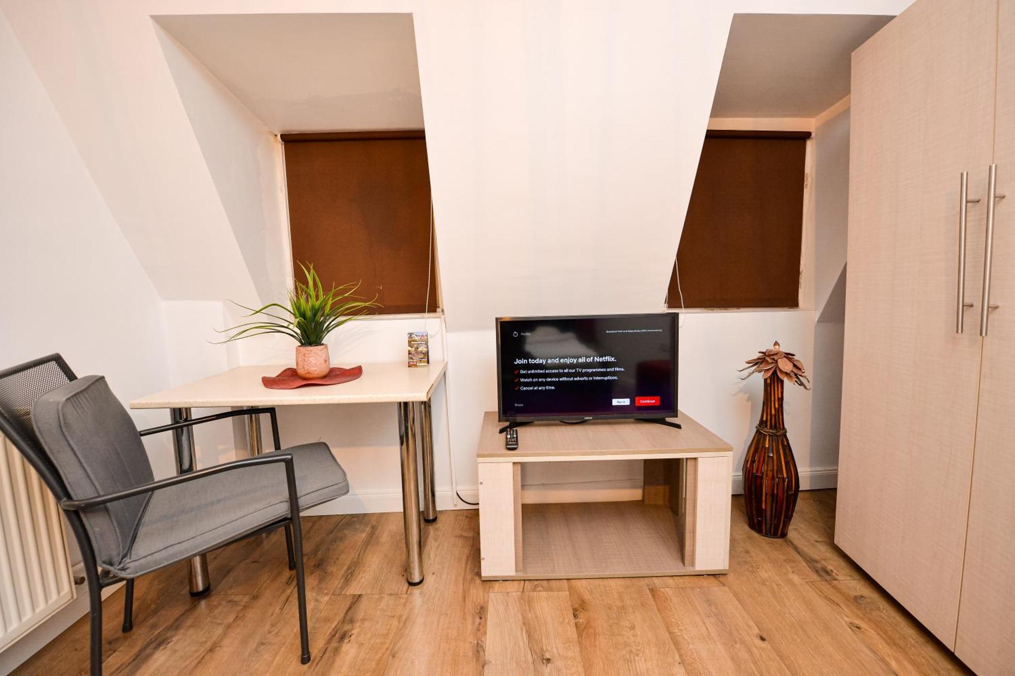 Unirii Square Old Town Apartments Bucureşti Ngoại thất bức ảnh
